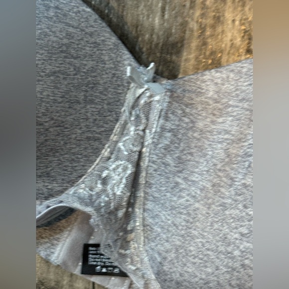 Lace Bras Pure Beauty By Rene Rofe Size 44DD Gray Grey Underwire Lined Bra - Picture 2 of 5